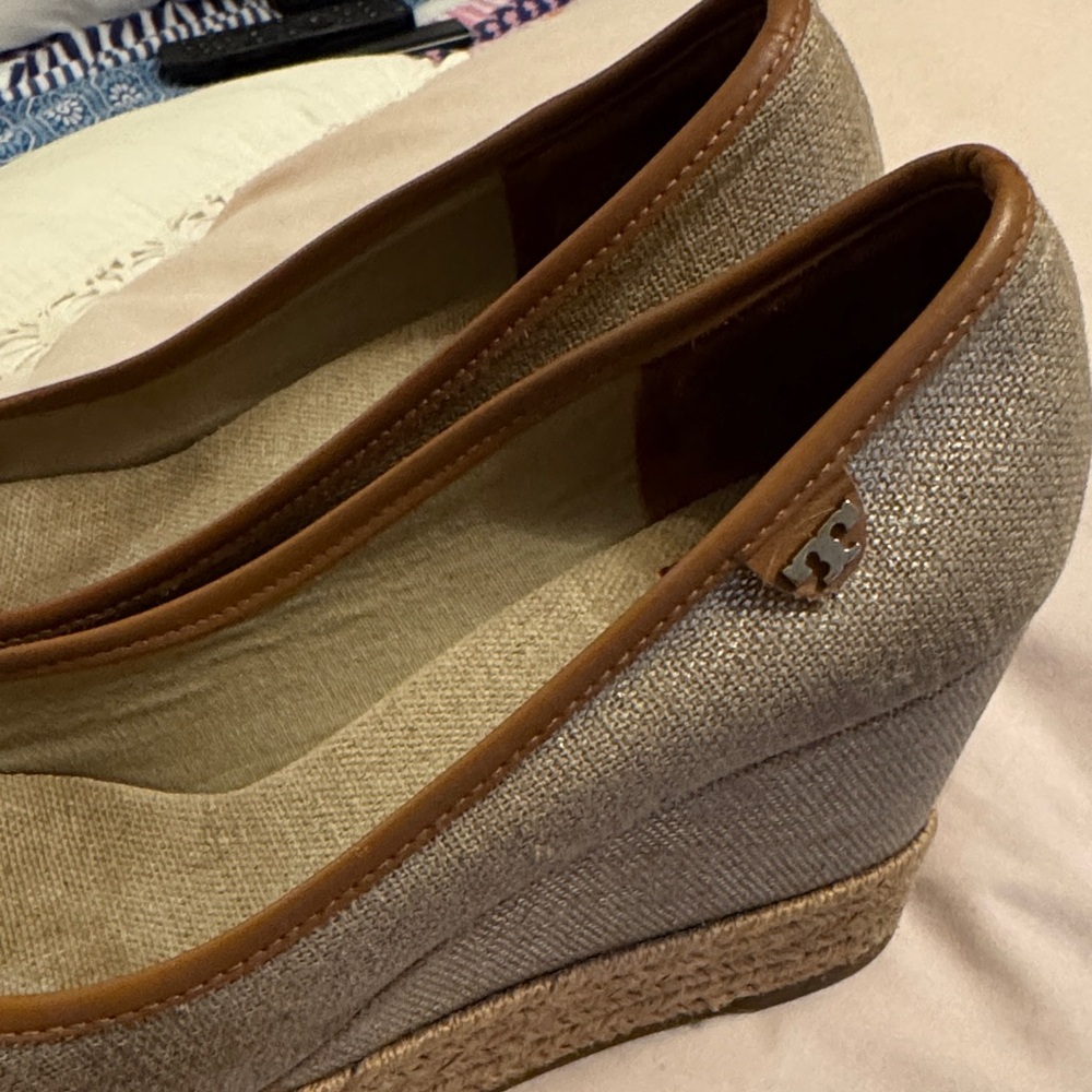 Tory Burch Beige and Brown Wedges